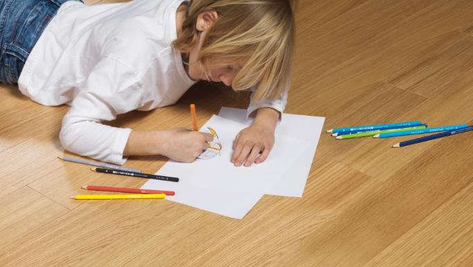 踏在JXF吉祥坊实木复合地板上的真实而温暖的生活 图片3 踏在JXF吉祥坊实木复合地板上的真实而温暖的生活 图片3